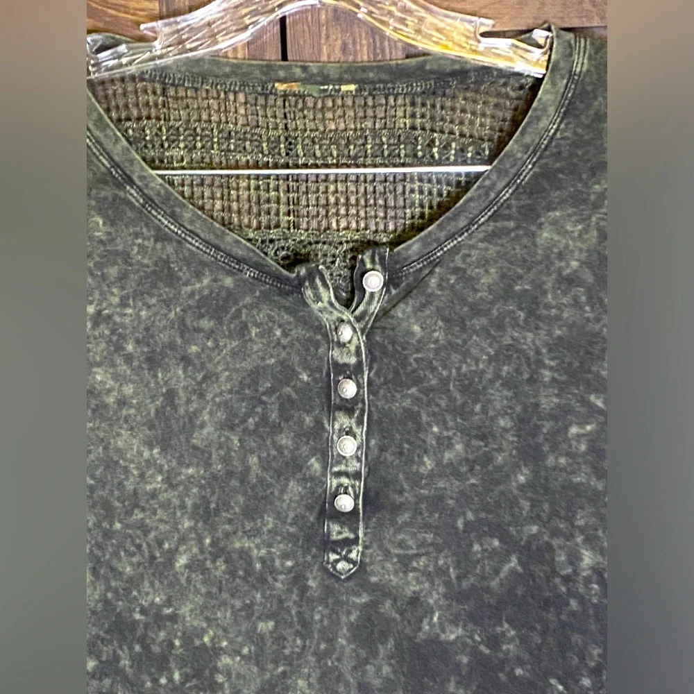 Women's Olive Mineral-Wash Henley Long Sleeve Top - Picture 2 of 7